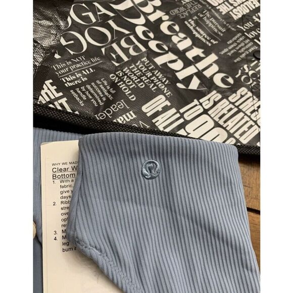 lululemon bikini bottom Clear Waters MR Med Botton Sz 12 - Picture 3 of 5